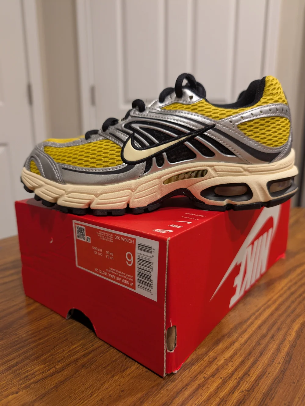 Nike Air Max Moto Yellow and Silver Running Sneakers